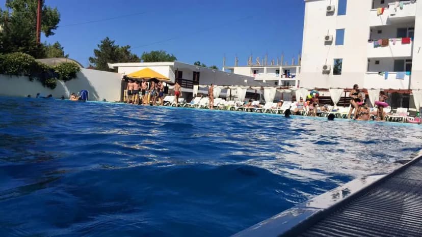 Banchet și festivitate de absolvire organizată la Casa Duca Costinești