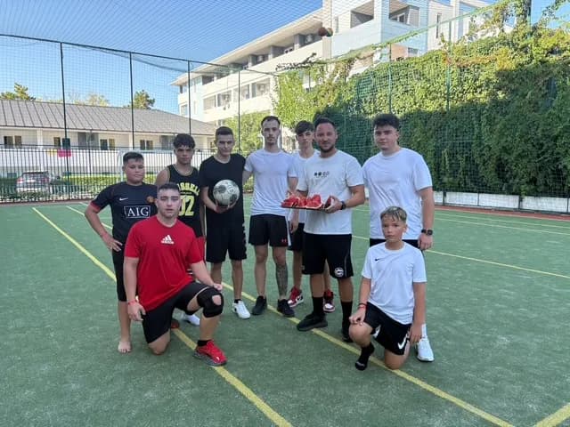 Activități sportive pe terenul multifuncțional Casa Duca – tabere și cantonamente la mare